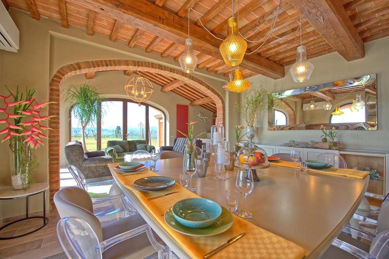 Villa Massimiliano By Posarellivillas Volterra Extérieur photo